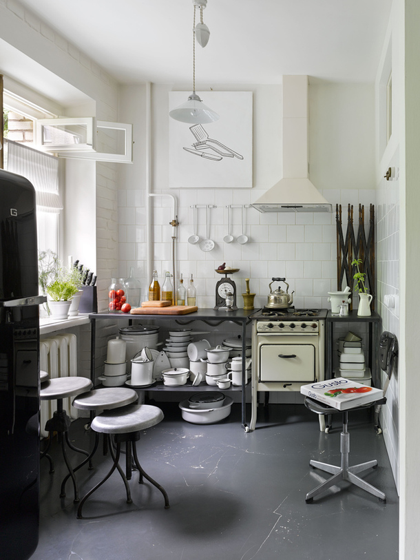 House Tour: Soviet chic in a Moscow - Decorator's Notebook